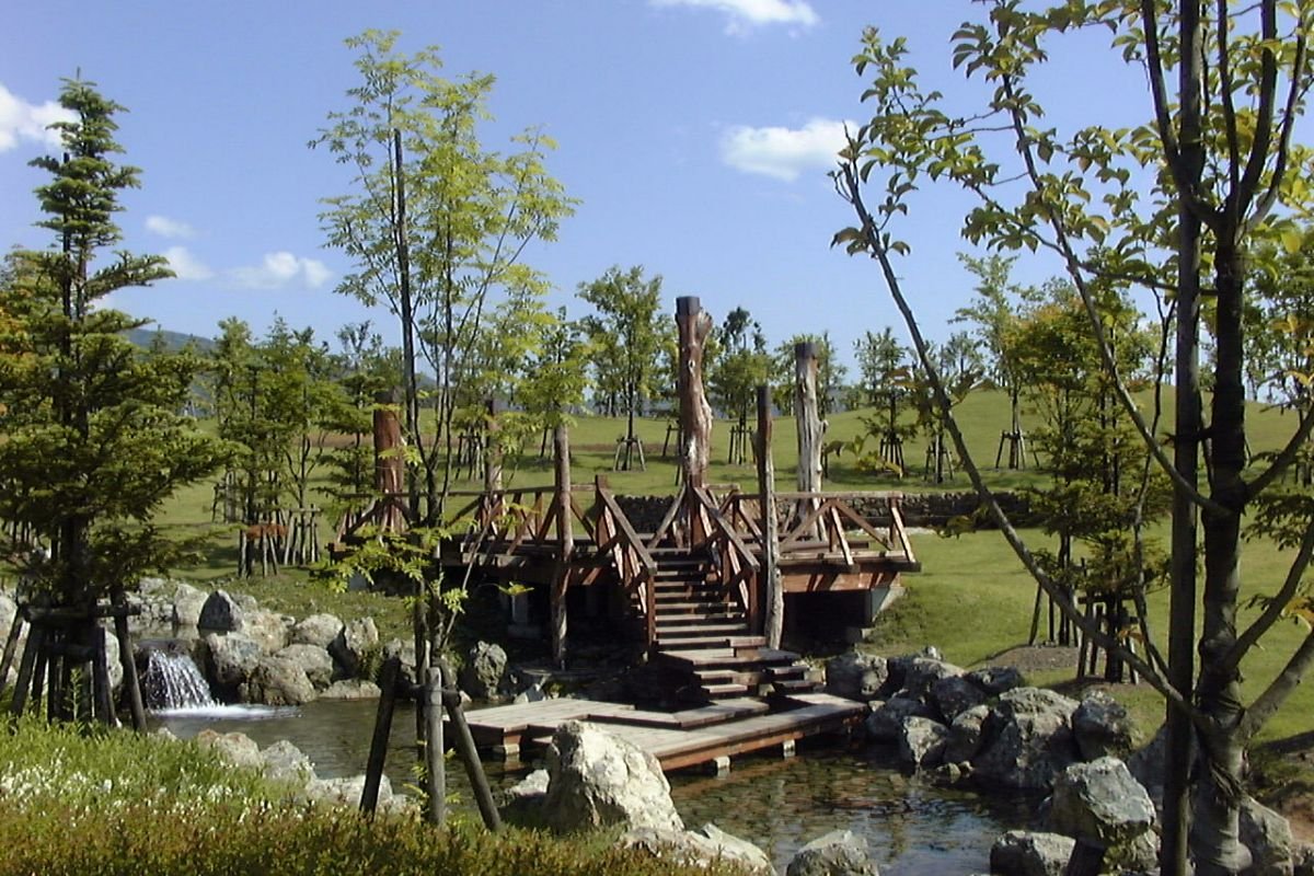 🏞️ 여덟 빛깔 숲 공원(야이로노모리 코엔) 이미지 1